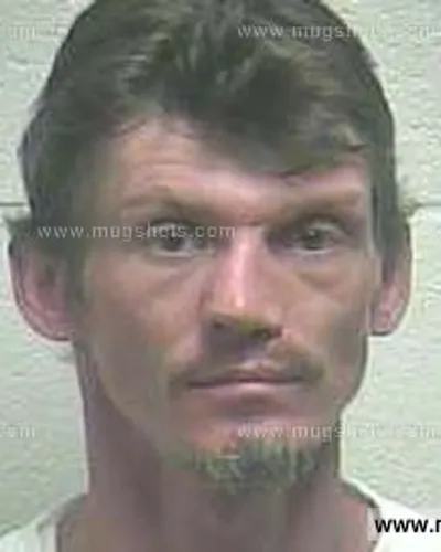 Booking photo of WAYNE CROSS, Giles County, May 24, 2013