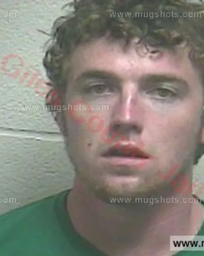 Booking photo of Hunter James Watson Defoe, Giles County, Sep 11, 2016