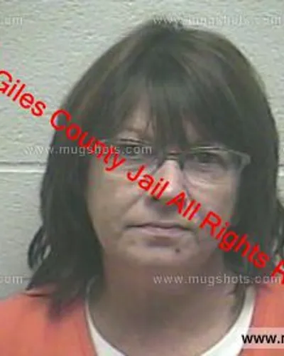Booking photo of Holly Wray, Giles County, Jan 8, 2019