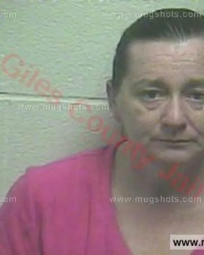 Booking photo of Sharon June Norwood, Giles County, Feb 2, 2016