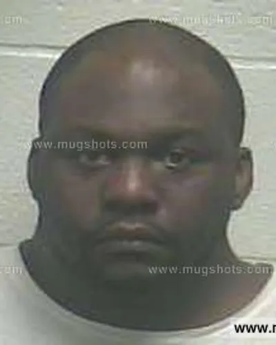 Booking photo of Quinton Macklin, Giles County, Apr 30, 2013