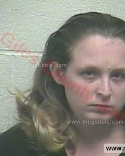Booking photo of Holly Cikalo, Giles County, Jan 12, 2016