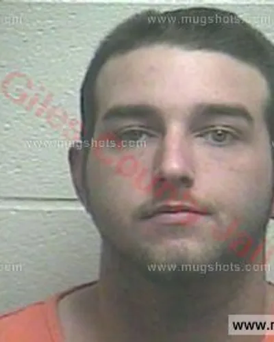 Booking photo of Evan Lynn Harden, Giles County, Nov 15, 2016