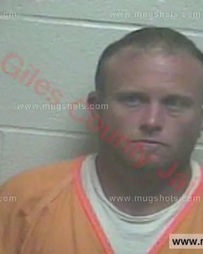 Booking photo of Thomas Harris Norwood, Giles County, Jun 17, 2016