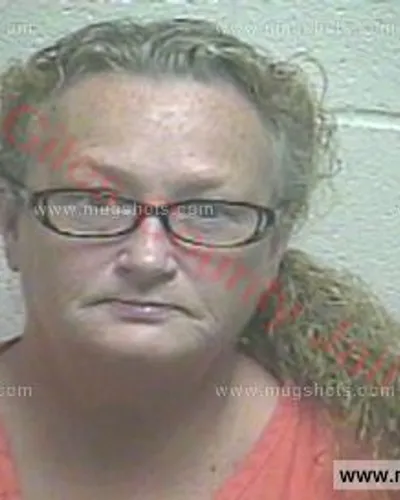 Booking photo of Tina White, Giles County, Jul 12, 2016