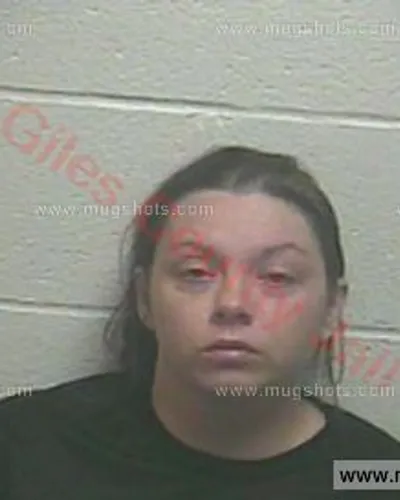 Booking photo of Cassey L Beegle, Giles County, Apr 1, 2016
