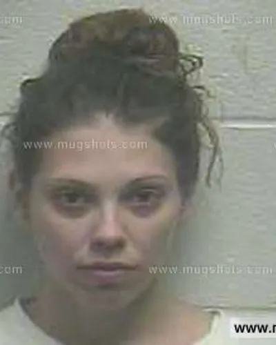 Booking photo of Amber Dawn Pitts, Giles County, Jan 22, 2015