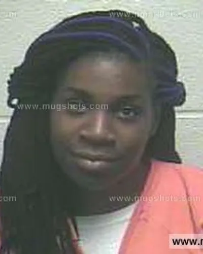 Booking photo of Taiyana Callahan, Giles County, Jun 13, 2015