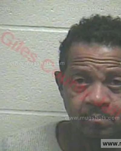 Booking photo of Clinnon W Jr. Alexander JR., Giles County, Feb 9, 2016