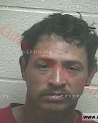 Booking photo of JULIO Ces Rodriguez- HERNANDEZ, Giles County, Apr 3, 2016