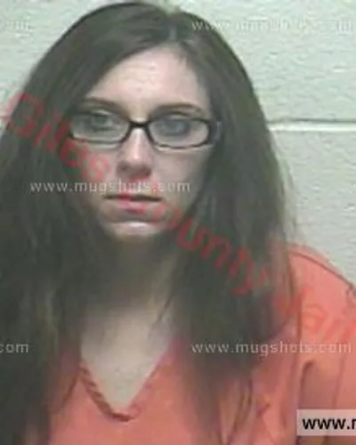 Booking photo of Courtney Nicole Burchell, Giles County, Apr 28, 2017