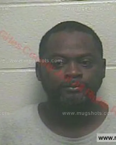 Booking photo of Devin Torrance Myles, Giles County, Aug 25, 2015