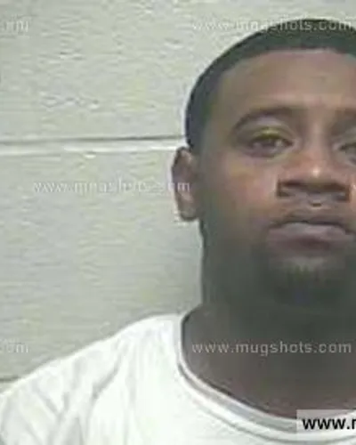 Booking photo of Kenneth Lamar Bugg, Giles County, May 2, 2015