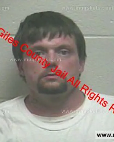 Most recent booking photo for ROBERT Trent CROSS