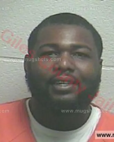 Most recent booking photo for Leo Minion