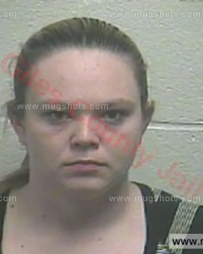 Booking photo of Amee Lawrence, Giles County, Jan 28, 2016