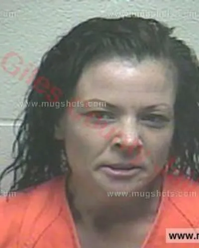 Booking photo of Shanda Lane Foster, Giles County, Apr 12, 2017