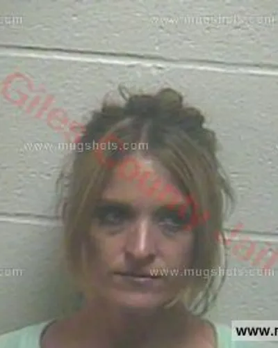 Booking photo of Monya Star Kirkland, Giles County, Apr 2, 2016