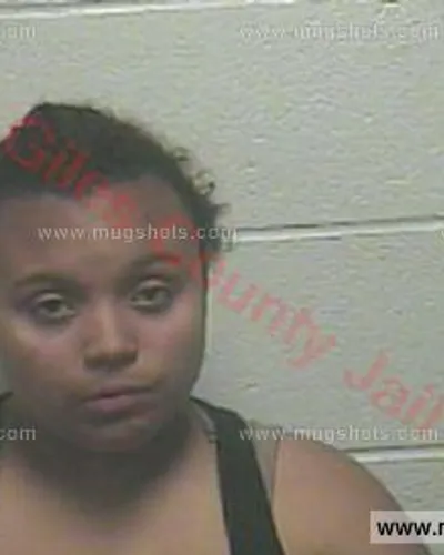 Booking photo of Suncerray Shron Gray, Giles County, Dec 21, 2015