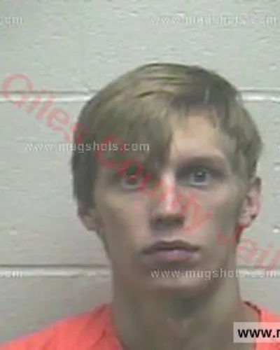 Booking photo of Dillon Stinnett, Giles County, Dec 28, 2017