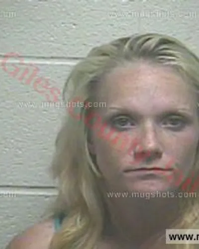 Booking photo of Paige Nicole Carter, Giles County, Oct 18, 2016