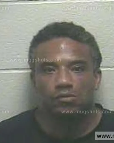 Booking photo of Kelvin Givens, Giles County, Mar 21, 2015