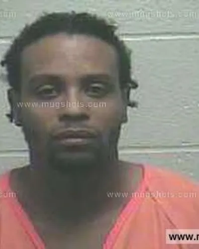 Booking photo of Deion Damien Hall, Giles County, Apr 25, 2015
