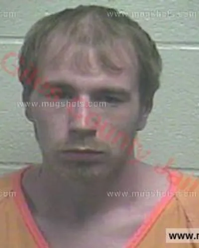 Booking photo of Lucas Landers Kilpatrick, Giles County, Oct 24, 2015