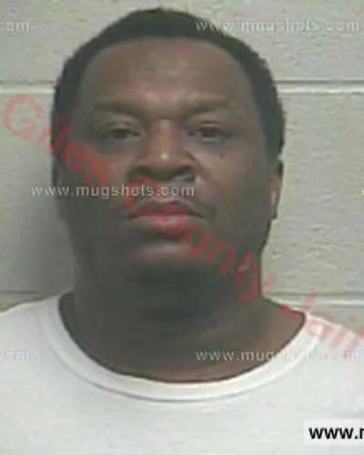 Booking photo of Corey Courtez Chambers, Giles County, Apr 24, 2018