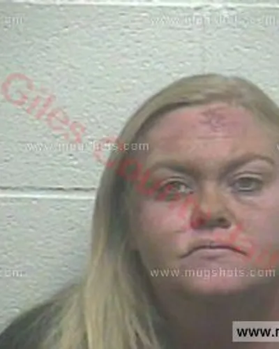 Booking photo of Tera Stotlar, Giles County, Nov 21, 2016