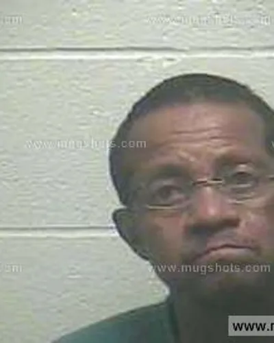 Booking photo of Clinnon W Jr. Alexander JR., Giles County, Aug 16, 2014