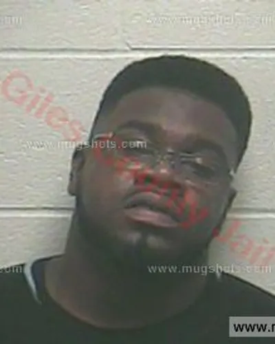 Booking photo of Lazedric Sheonn Martindale, Giles County, Oct 1, 2017