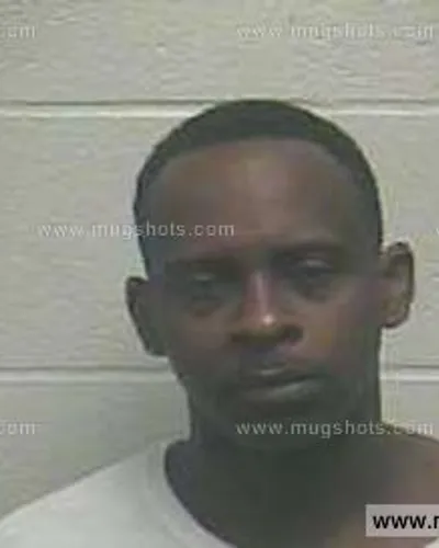 Booking photo of Corey Woods, Giles County, Aug 12, 2014