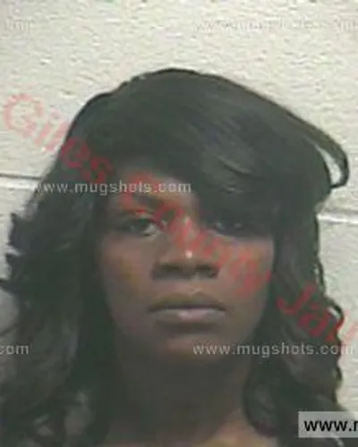 Booking photo of Yashicka Garrett, Giles County, Sep 30, 2016