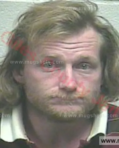 Booking photo of Gary Wayne Hogan, Giles County, Dec 4, 2015