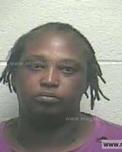 Booking photo of Valorie Holt, Giles County, Aug 4, 2014