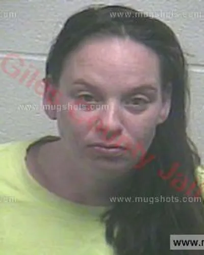 Booking photo of Lori Anne Reeves, Giles County, Feb 27, 2016