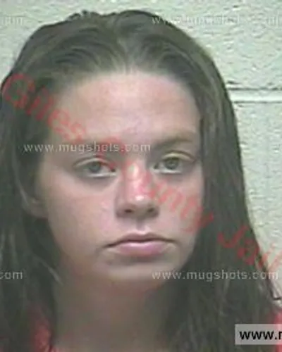 Booking photo of BRITTANY LEANNE DARNELL, Giles County, Aug 25, 2017