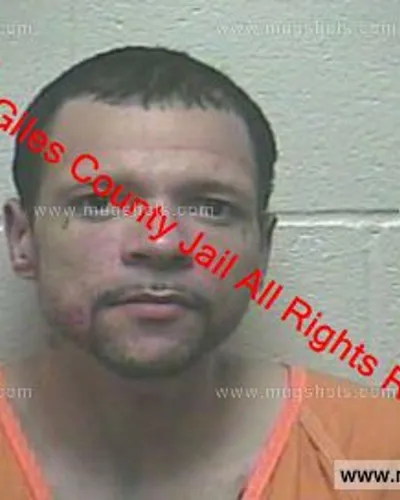 Booking photo of Christopher Ryan Griffis, Giles County, Apr 22, 2019