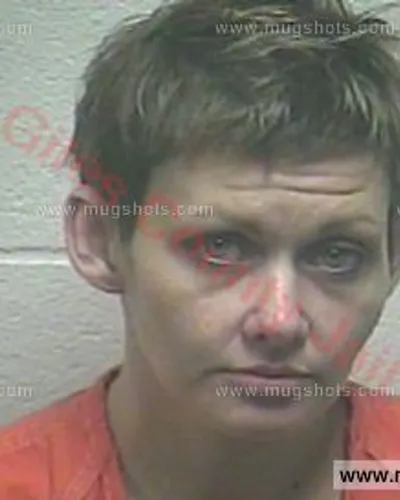 Booking photo of Robin Amanda Pryor, Giles County, Feb 19, 2018