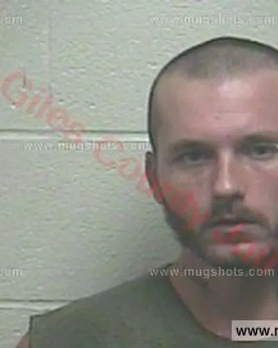 Booking photo of Derrick Lane Harwell, Giles County, Jun 27, 2017