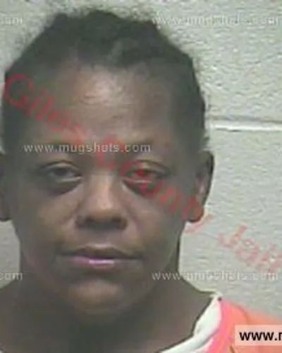 Booking photo of Amanda Lee Abernathy, Giles County, Jan 12, 2016