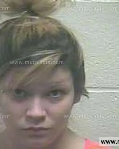 Booking photo of Carolyn Jean Holder, Giles County, Dec 13, 2014