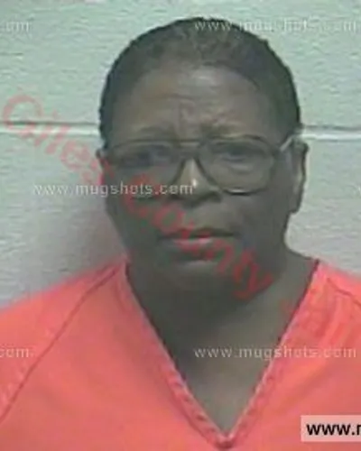Booking photo of Doreen Robinson, Giles County, Mar 31, 2018