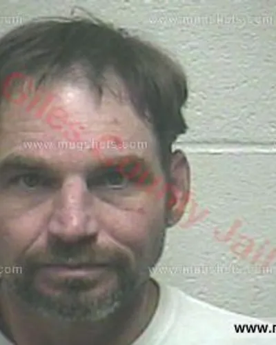 Booking photo of Shawn Mark Johnson, Giles County, Apr 6, 2018