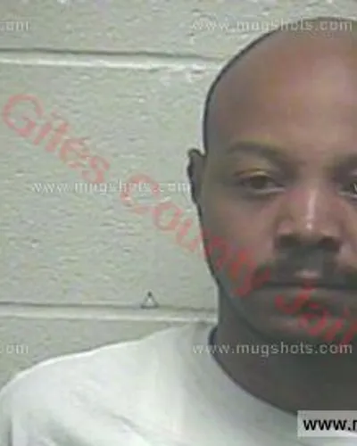 Booking photo of Nicholas Jerome Nelson, Giles County, Oct 1, 2015