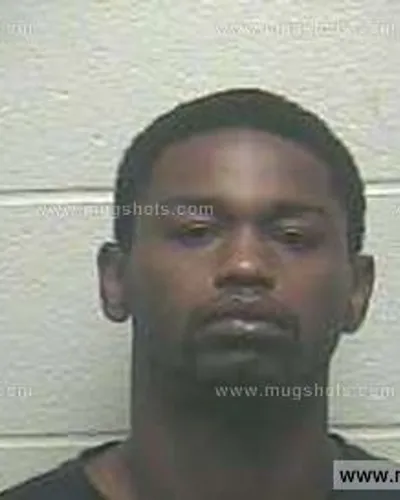 Booking photo of LIONEL MORRIS Jr., Giles County, May 6, 2015