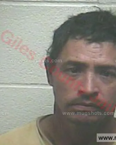 Booking photo of JULIO Ces Rodriguez- HERNANDEZ, Giles County, Nov 26, 2016