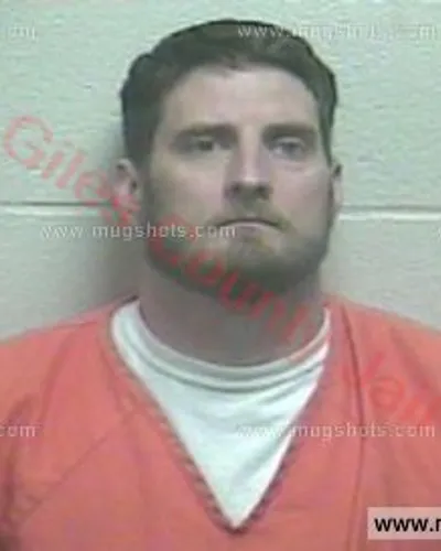 Booking photo of WILLIAM Paul HOWARD Iv, Giles County, Dec 20, 2016