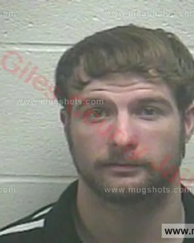 Booking photo of TRAVIS Wayne ROWLAND, Giles County, Dec 11, 2016